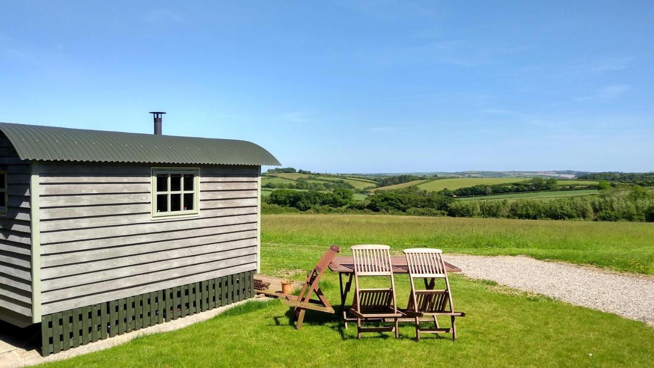 Shepherd'S Lodge - Shepherd'S Hut With Devon Views For Up To Two People And One Smaller Dog Wrangaton 외부 사진